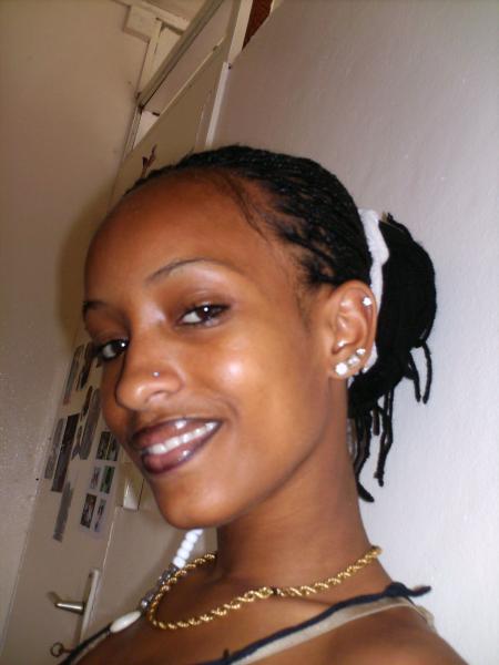                          Lil Gyal en mode pozé 