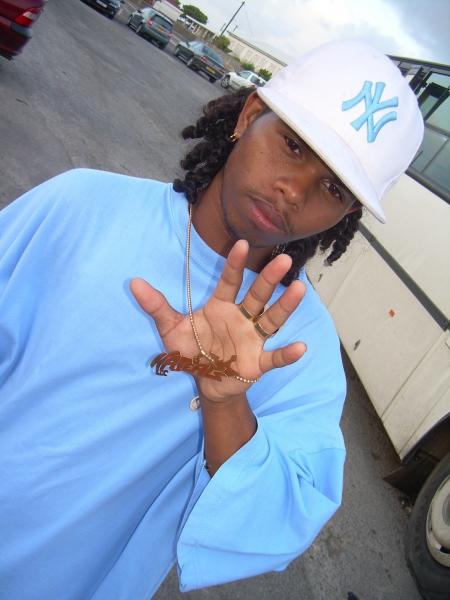 ******** NaTeAg Aka TiChOu En MwEn*******